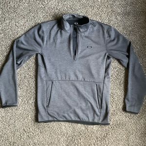 Gray Oakley Quarter-Zip Sz L